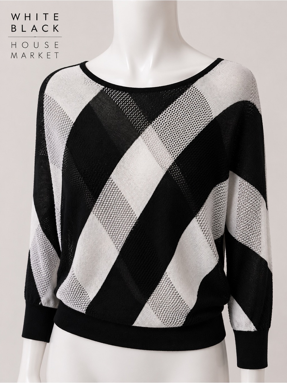 White House Black Market Black & White Diamond Knit Sweater - Small